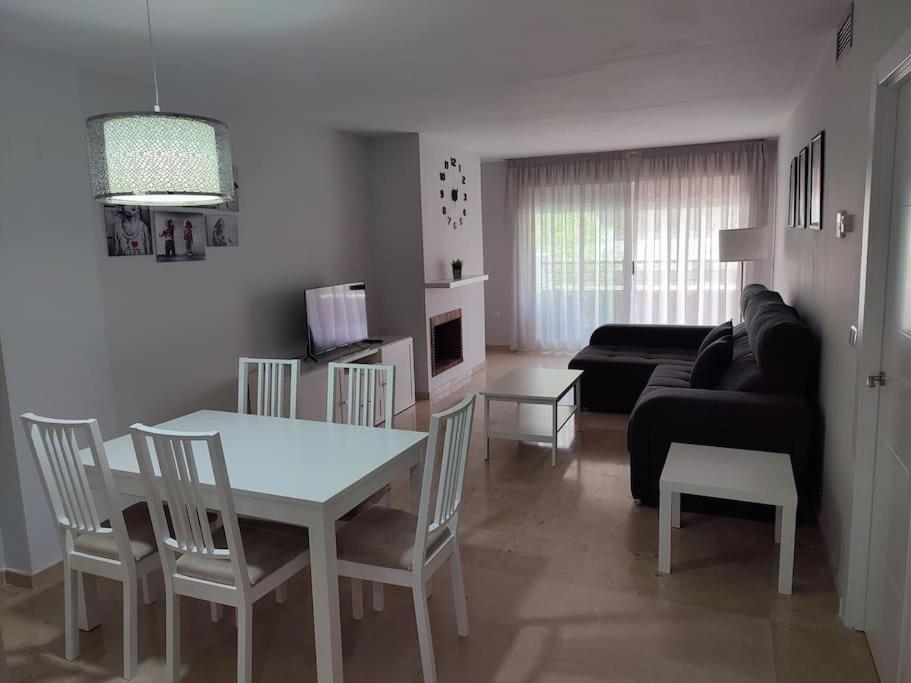 Sunny Guadalmina Apartment Marbella Ngoại thất bức ảnh