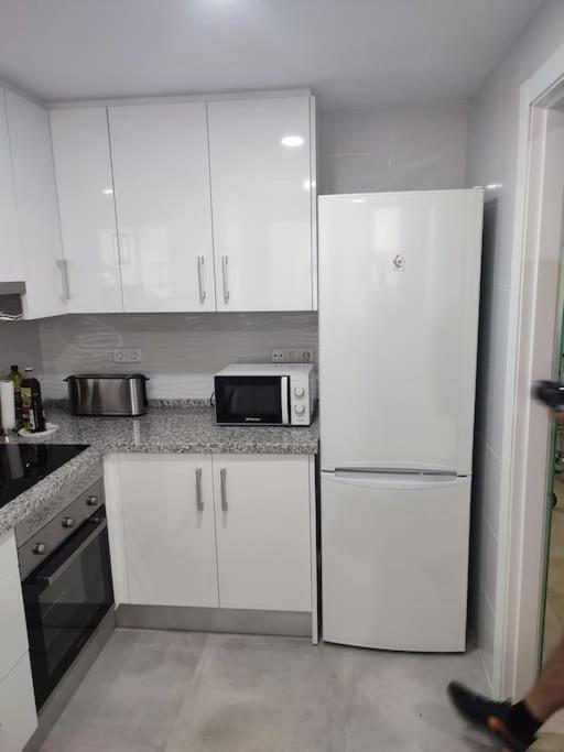 Sunny Guadalmina Apartment Marbella Ngoại thất bức ảnh